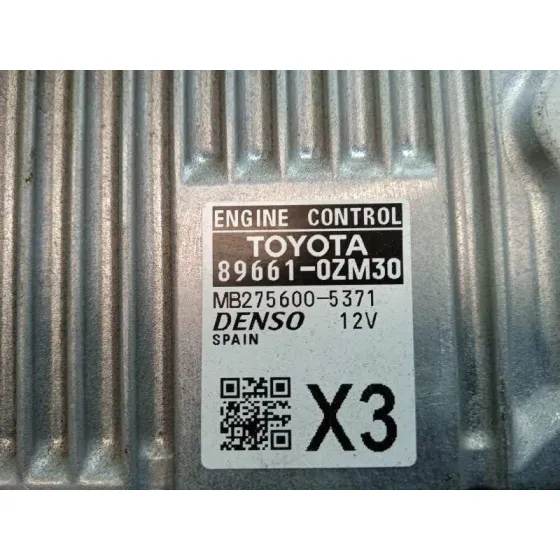 Centralita Motor Uce para Toyota Auris Touring Sports (E18)
