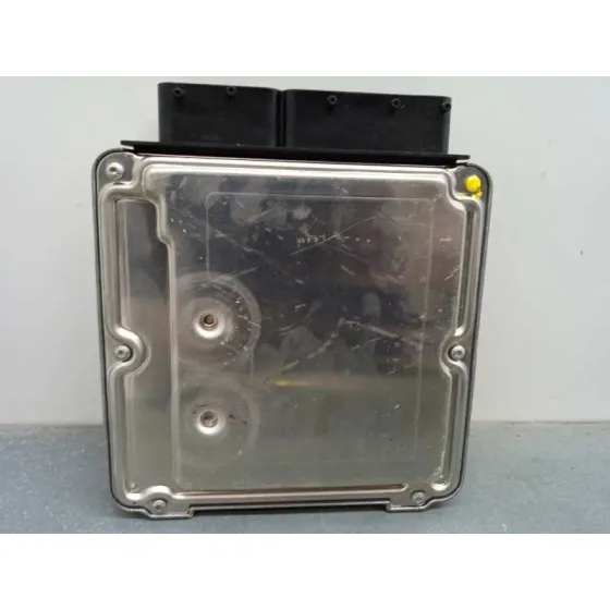 Centralita Motor Uce para Skoda Superb (3U4)
