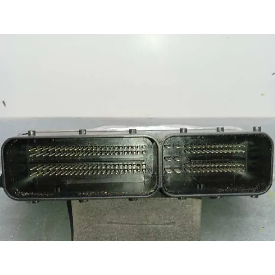 Centralita Motor Uce para Ford Focus Lim. (Cb8)