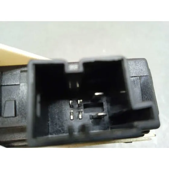 Motor Elevalunas Delantero Derecho para Audi A4 Ber. (B8)