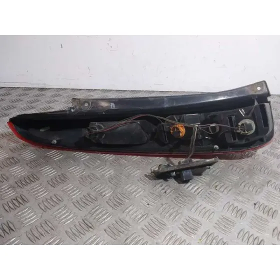 Piloto Trasero Derecho para Ford Fiesta (Cbk)