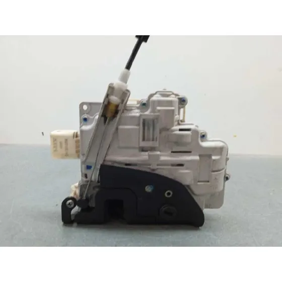 Cerradura Puerta Trasera Derecha para Audi A4 Avant (8K5) (2008)