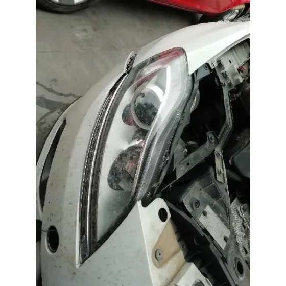 Faro Derecho para Lancia Delta (181)