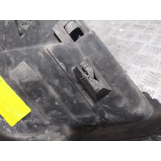 Faro Izquierdo para Audi A6 Berlina (4B2)