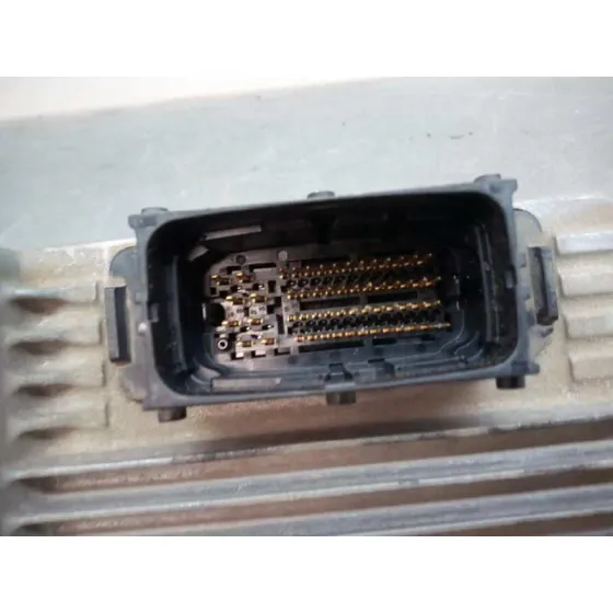Centralita Motor Uce para Opel Corsa C