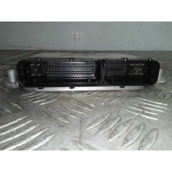 Centralita Motor Uce para Audi A6 Berlina (4B2)