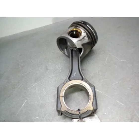 Piston para Mercedes-Benz Sprinterii Caja Cerrada (Desde 01.06)