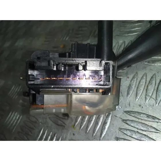 Mando Limpia para Toyota Corolla (E12)