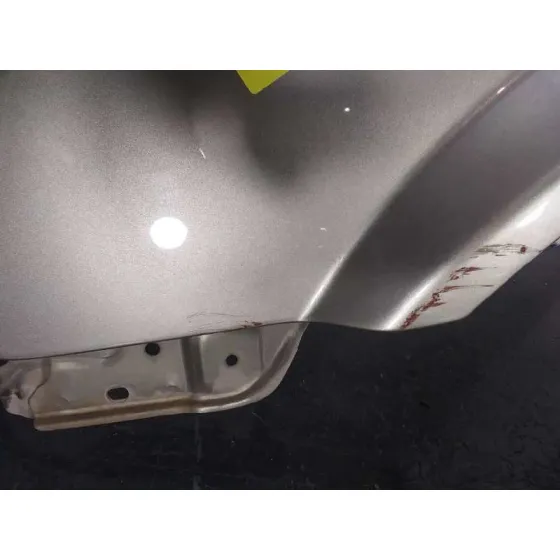Aleta Delantera Izquierda para Nissan Primera Berlina (P12)