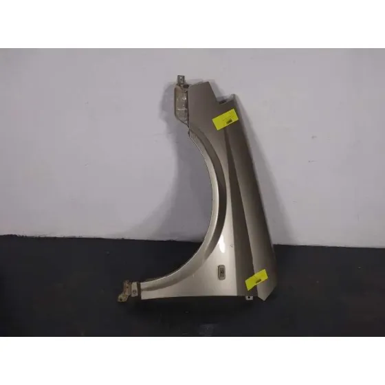 Aleta Delantera Izquierda para Nissan Primera Berlina (P12)