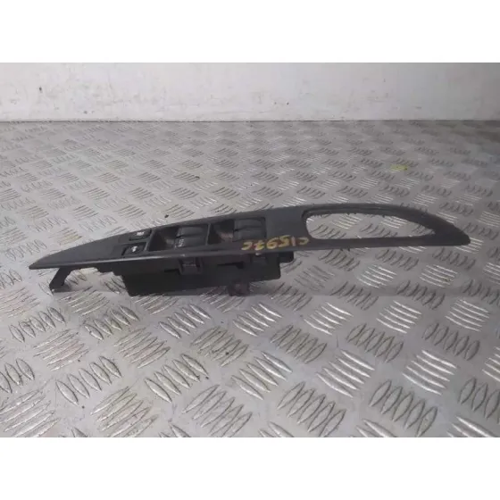 Mando Elevalunas Delantero Izquierdo para Nissan Primera Berlina (P12)
