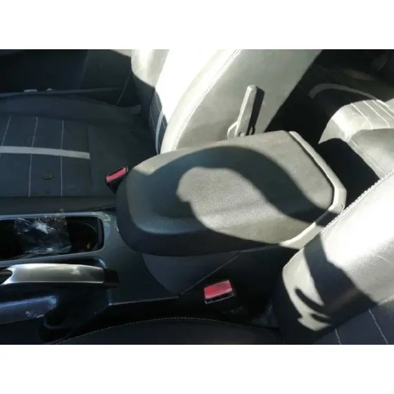 Apoyabrazos Central para Ford Kuga (Cbv)
