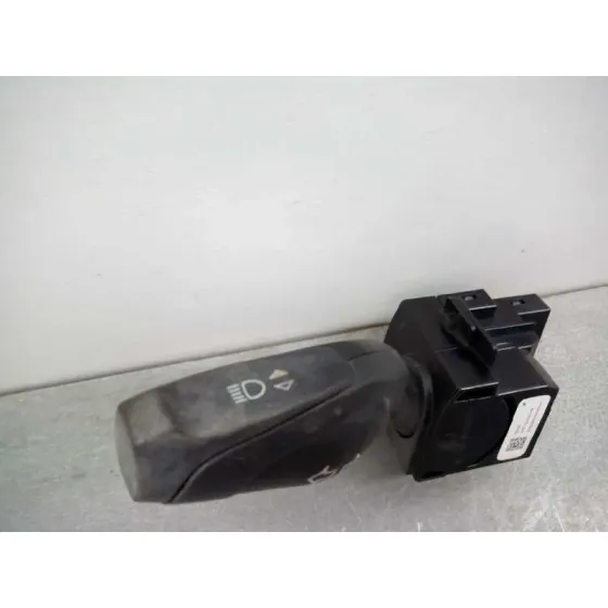 Mando Intermitentes para Ford Focus Lim. (Cb8)