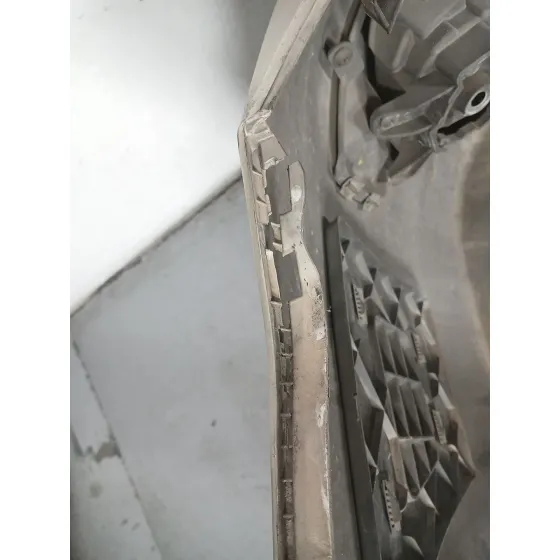 Paragolpes Delantero para Kia Carens (Un)
