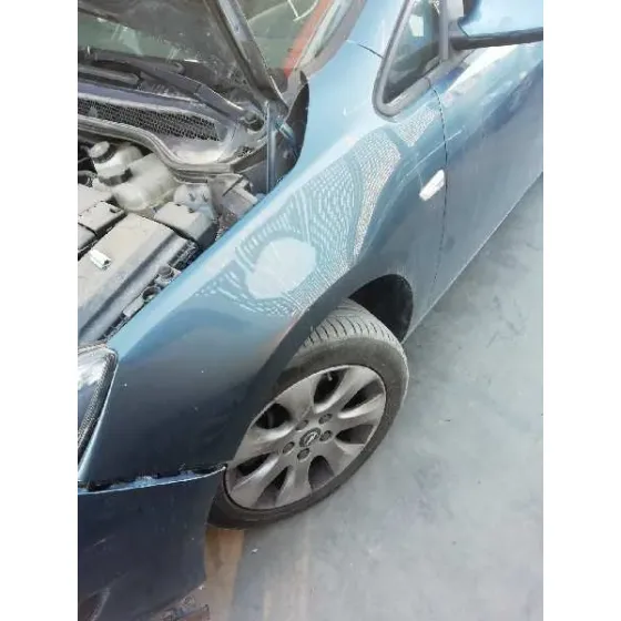 Aleta Delantera Izquierda para Opel Astra J Lim.