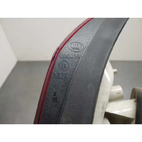 Piloto Trasero Derecho Interior para Opel Astra J Lim.
