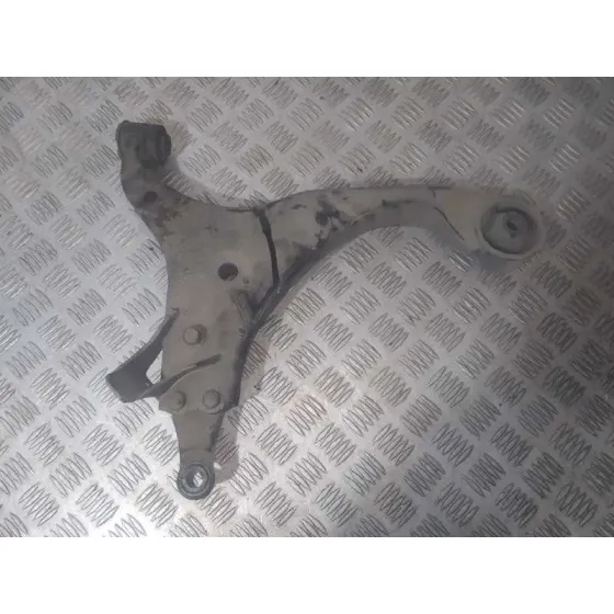 Brazo Suspension Inferior Delantero Derecho para Kia Carens (Un)