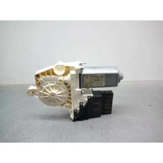 Motor Elevalunas Trasero Derecho para Volkswagen Jetta (1K2)