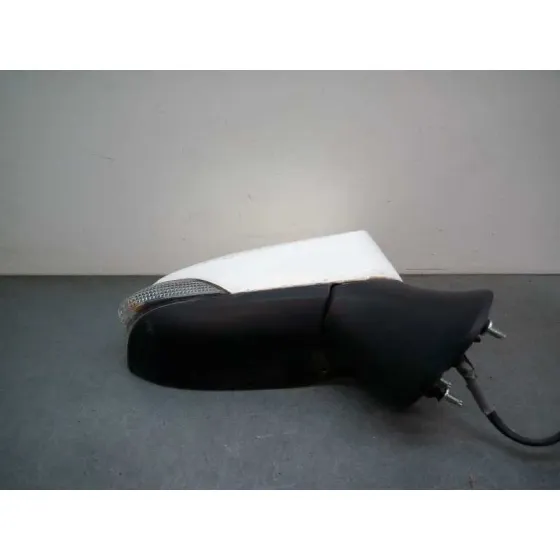 Retrovisor Derecho para Toyota Avensis Touring Sports
