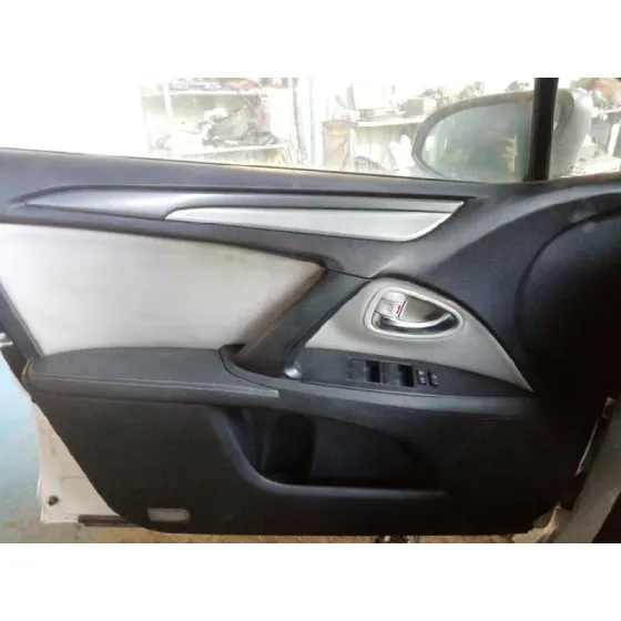Guarnecido Puerta Delantera Izquierda para Toyota Avensis Touring Sports