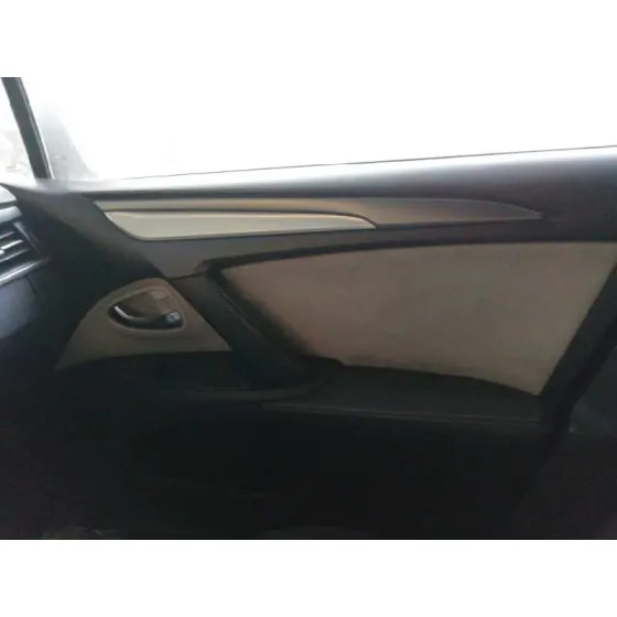 Guarnecido Puerta Delantera Derecha para Toyota Avensis Touring Sports