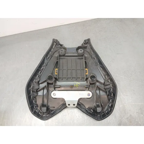 Asiento Delantero Izquierdo para Yamaha R7