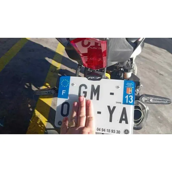 Piloto Matricula para Yamaha R7
