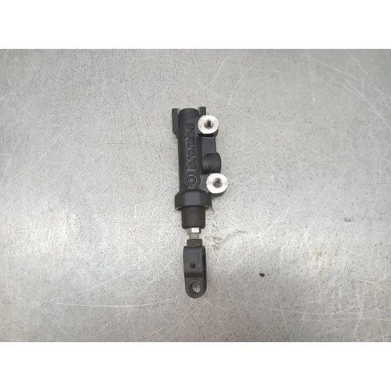 Bomba Freno para Yamaha R7