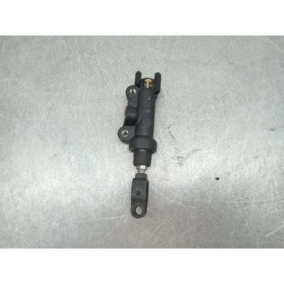Bomba Freno para Yamaha R7