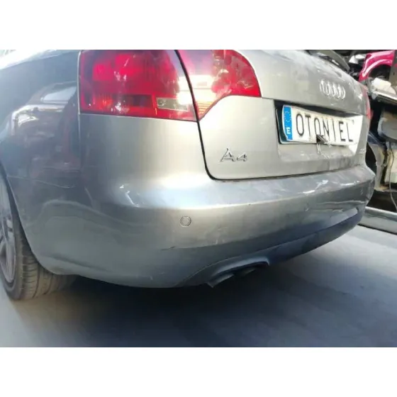 Paragolpes Trasero para Audi A4 Avant (8E)