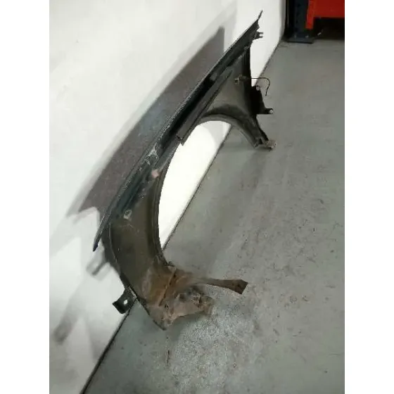Aleta Delantera Derecha para Audi A6 Avant (4B5)