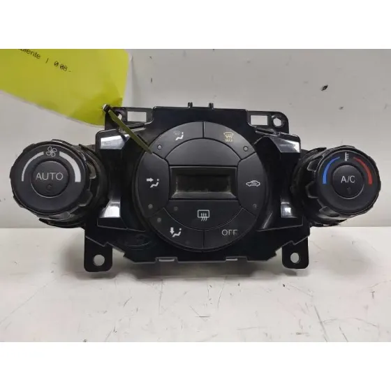 Mando Climatizador para Ford Fiesta (Cb1)