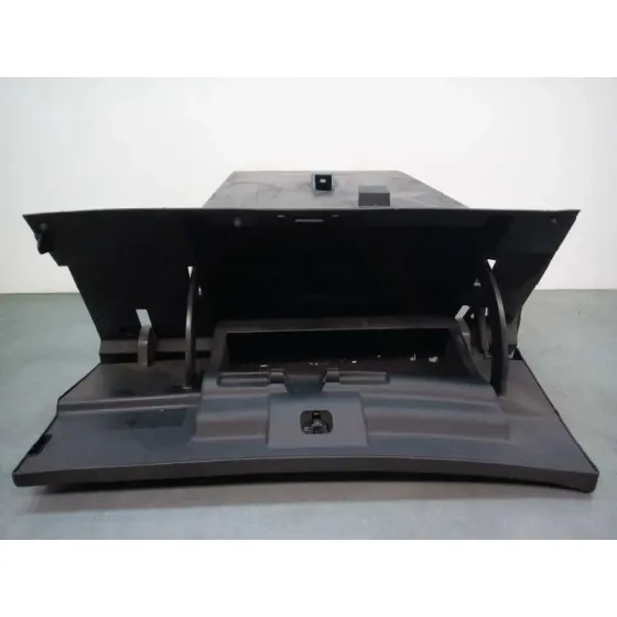 Guantera para Nissan Qashqai (J10)