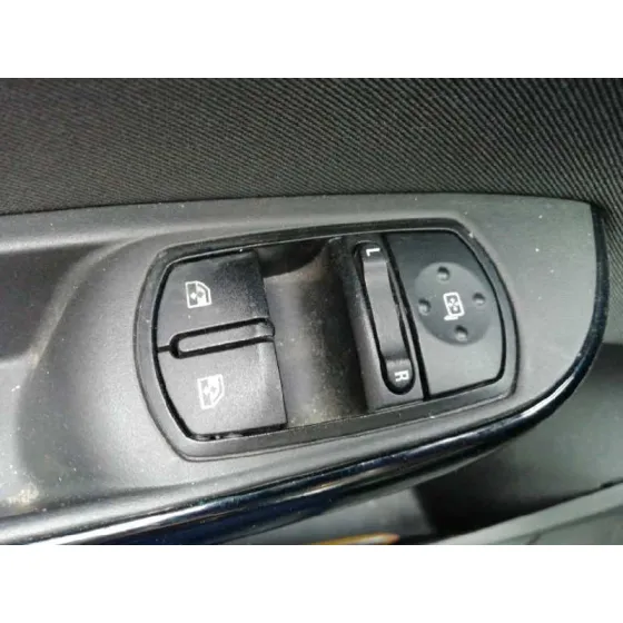Mando Elevalunas Delantero Izquierdo para Opel Corsa E