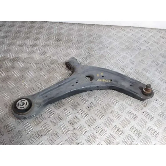 Brazo Suspension Inferior Delantero Derecho para Ford Fiesta (Ce1)