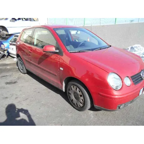 VOLKSWAGEN POLO (9N1) '2003 1.4 16V ROJO