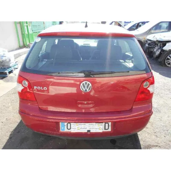 VOLKSWAGEN POLO (9N1) '2003 1.4 16V ROJO