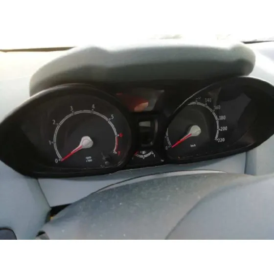 FORD FIESTA (CB1) '2010 GHIA BLANCO