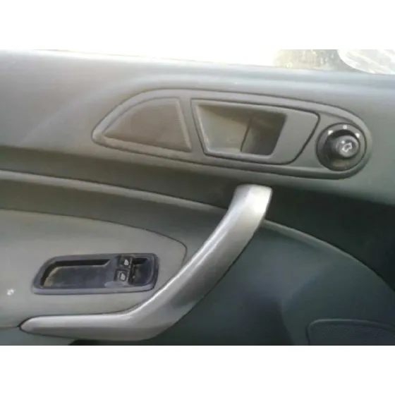 FORD FIESTA (CB1) '2010 GHIA BLANCO