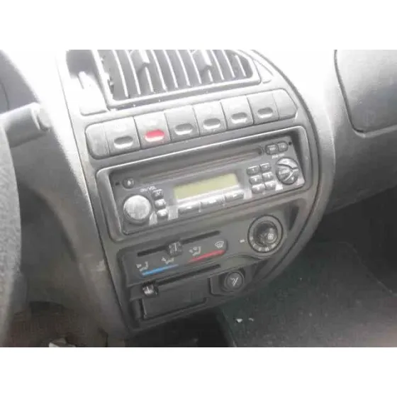 CITROEN SAXO '2001 1.1 PLAISIR AMARILLO