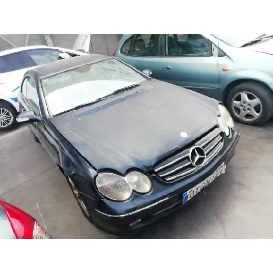 MERCEDES CLASE CLK (W209) COUPE '2004 270 CDI (209.316) AZUL