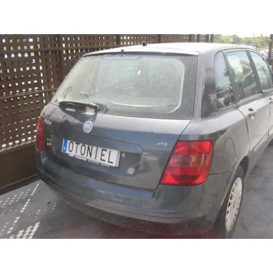 FIAT STILO (192) '2005 1.9 JTD / 1.9 JTD 115 ACTIVE GRIS