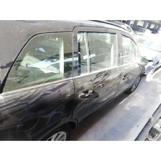 OPEL ZAFIRA B '2013 FAMILY NEGRO