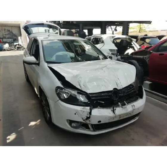 VOLKSWAGEN GOLF VI (5K1) '2009 1.6 TDI DPF BLANCO