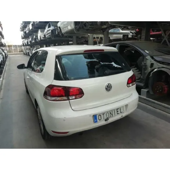 VOLKSWAGEN GOLF VI (5K1) '2009 1.6 TDI DPF BLANCO