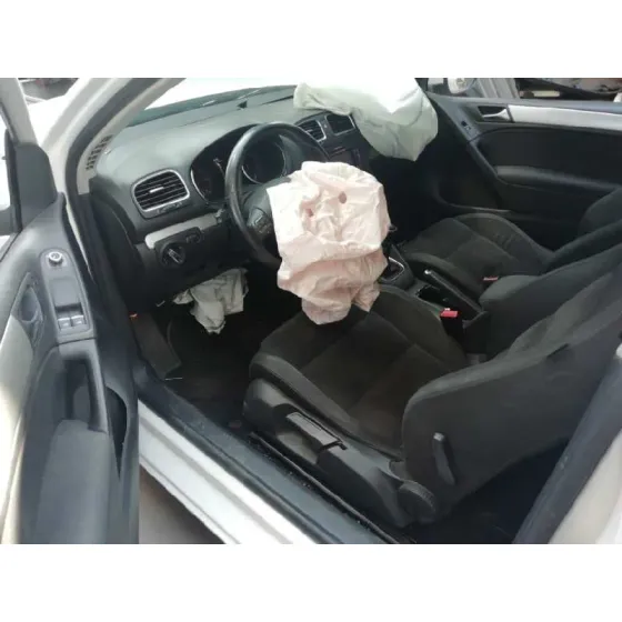 VOLKSWAGEN GOLF VI (5K1) '2009 1.6 TDI DPF BLANCO