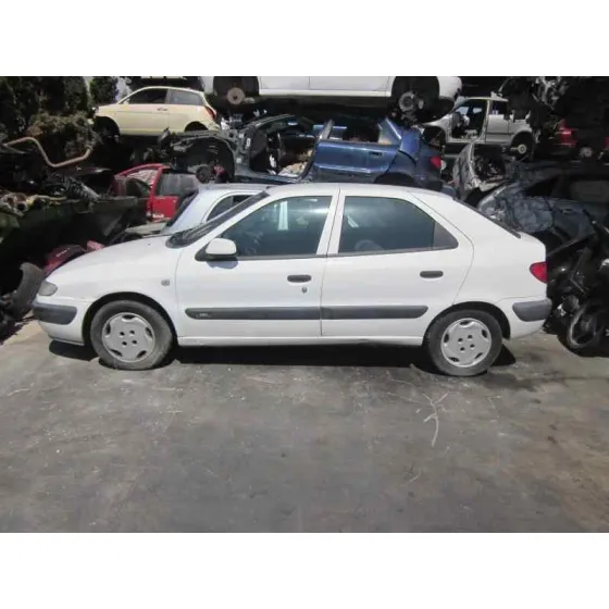 CITROEN XSARA BERLINA '2000 1.6 ATTRACTION BLANCO