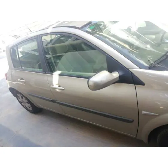 RENAULT MEGANE II BERLINA 5P '2007 CONFORT DYNAMIQUE DORADO