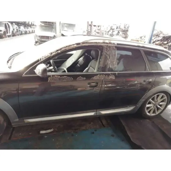 AUDI A6 ALLROAD QUATTRO (4FH) '2010 3.0 TDI NEGRO