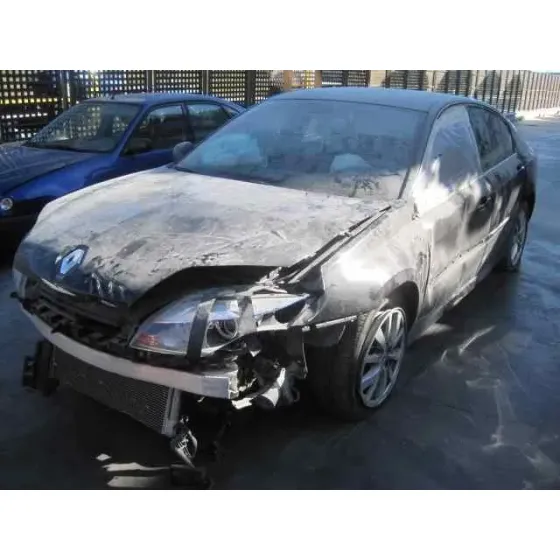 RENAULT LAGUNA III '2013 NEGRO